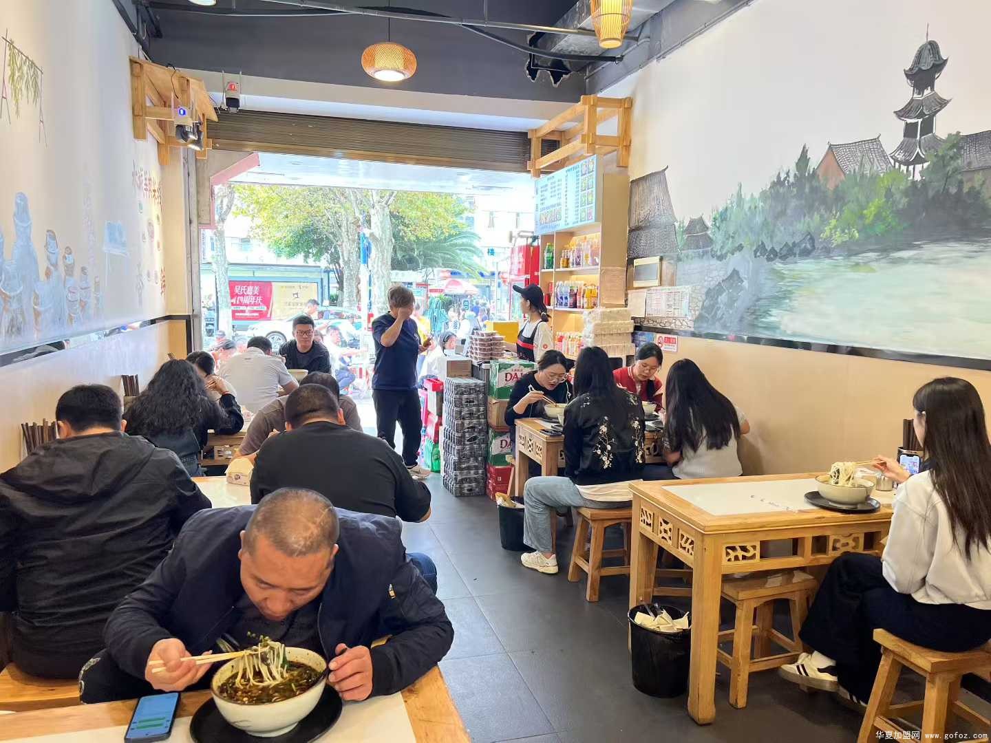 微信图片_2025-12-06_165533_993.jpg